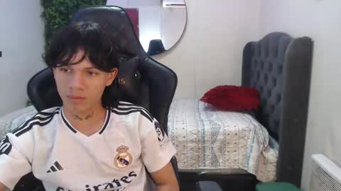 Snapshot of andy_dan1 chatting on 01.14.25 andy_dan1 online show from 01.14.25