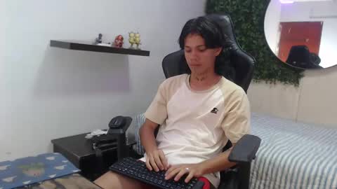 Snapshot of andy_dan1 chatting on 01.28.25 andy_dan1 online show from 01.28.25
