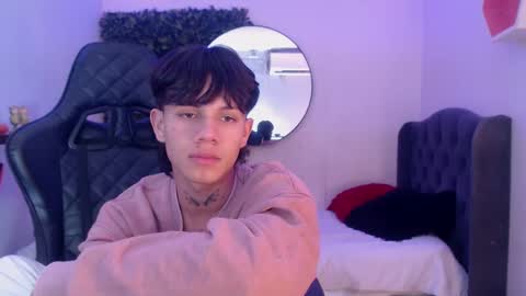 Snapshot of andy_dan1 chatting on 02.25.25 andy_dan1 online show from 02.25.25