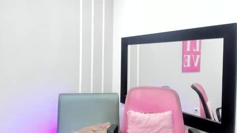 Andrea online show from 01.20.25