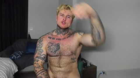 Snapshot of andy_hunk chatting on 01.08.25 Andrew online show from 01.08.25