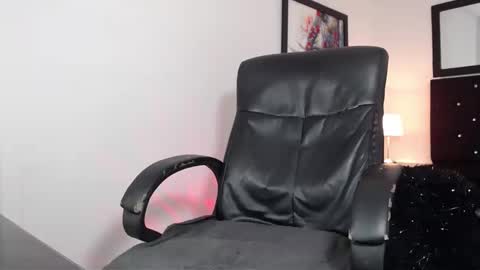 andy_smith333 online show from 03.12.25