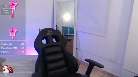 Snapshot of andy_tay1 chatting on 12.24.24 Andy tay online show from 12.24.24