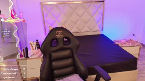 Snapshot of andy_tay1 chatting on 03.07.25 Andy tay online show from 03.07.25