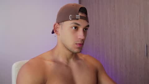 Snapshot of andy_weld chatting on 09.26.25 my onlyfans online show from 09.26.25