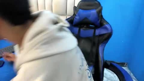 Snapshot of andyxibrat chatting on 05.30.26 andyxibrat online show from 05.30.26