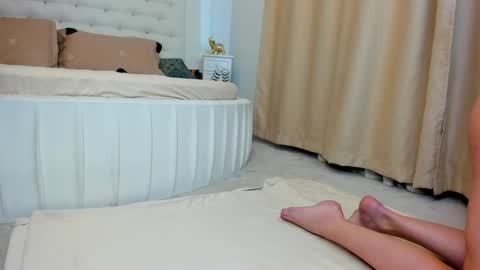 Anne online show from 12.16.24