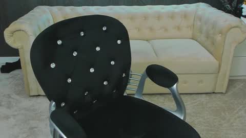 Snapshot of anemariejolie chatting on 02.14.25 Anne online show from 02.14.25