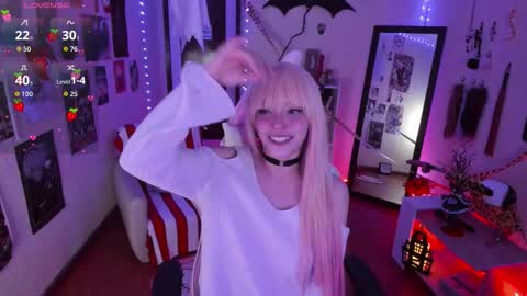 Snapshot of anette_sf chatting on 10.25.25 Anette Scorpio online show from 10.25.25