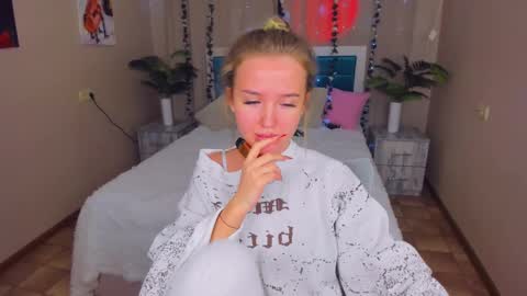 Anfisa online show from 02.18.25