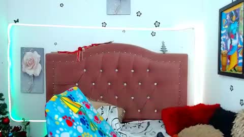 Snapshot of ange_drty chatting on 12.28.24 ange_drty online show from 12.28.24