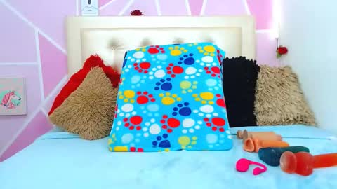 Snapshot of ange_drty chatting on 09.27.25 ange_drty online show from 09.27.25