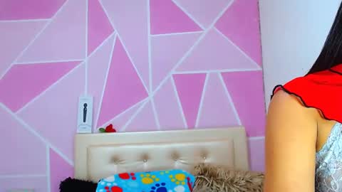 Snapshot of ange_drty chatting on 10.08.25 ange_drty online show from 10.08.25