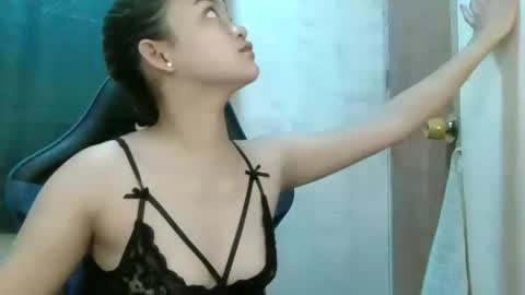 Snapshot of angel62881 chatting on 09.11.25 thea online show from 09.11.25