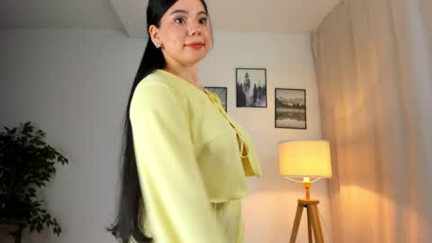 angel__kim online show from 04.03.26