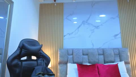 Snapshot of angel__kiss chatting on 02.18.26 angel__kiss online show from 02.18.26