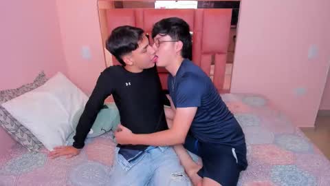 Snapshot of angel_and_jef chatting on 11.21.25 Angel and Jeff online show from 11.21.25