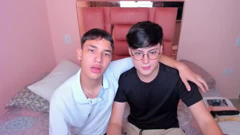 Snapshot of angel_and_jef chatting on 11.25.25 Angel and Jeff online show from 11.25.25