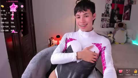 Angel   help me with 100 thumbs up online show from 09.11.25