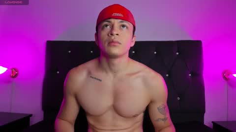 Angel Cuervo online show from 09.19.25