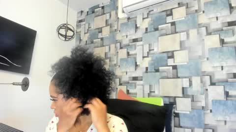 Snapshot of angel_dthroat chatting on 05.14.26 ANGHEL online show from 05.14.26