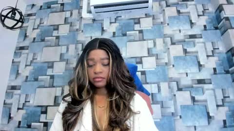 Snapshot of angel_dthroat chatting on 05.27.26 ANGHEL online show from 05.27.26