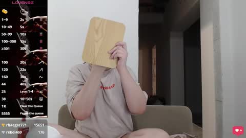 Snapshot of angel_gelya chatting on 11.04.25 Angel online show from 11.04.25