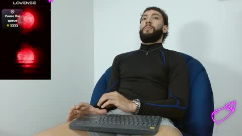 angel_kyrozz online show from 11.22.25