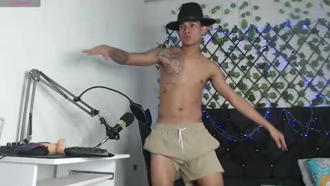 Angel online show from 10.31.25