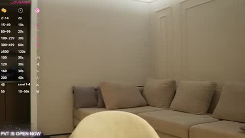 Snapshot of angel_luisa chatting on 06.13.26 Luisa online show from 06.13.26
