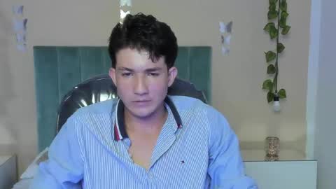 Snapshot of angel_of_sinn chatting on 04.12.26 angel_of_sinn online show from 04.12.26