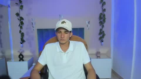 Snapshot of angel_of_sinn chatting on 04.14.26 angel_of_sinn online show from 04.14.26