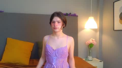 Snapshot of angel_shiny chatting on 01.18.25 Angel online show from 01.18.25