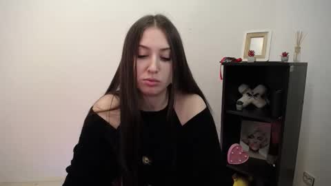 Snapshot of angel_silenia chatting on 01.07.26 angel_silenia online show from 01.07.26