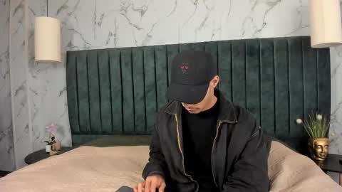 Angel  online show from 04.28.26