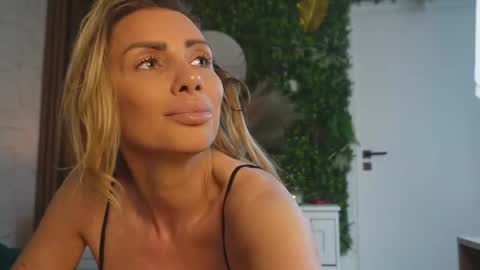 Anysia online show from 02.27.26