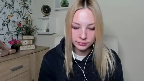 Angela online show from 03.07.26