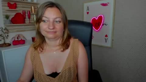 Snapshot of angela_samt chatting on 06.29.26 Angela online show from 06.29.26