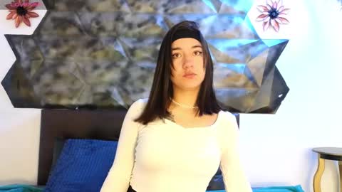 Snapshot of angelacute19 chatting on 12.31.24 angelacute19 online show from 12.31.24