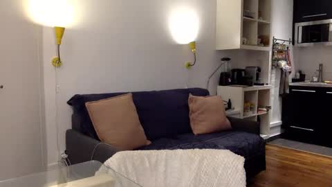 Angela online show from 01.22.25