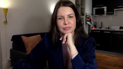 Angela online show from 02.17.25