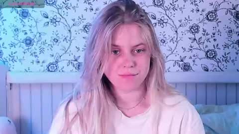 Snapshot of angelanty chatting on 06.24.26 Darsi Anty online show from 06.24.26