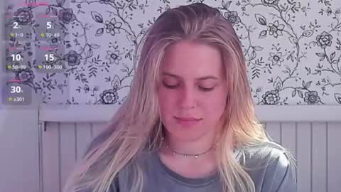 Snapshot of angelanty chatting on 07.16.26 Darsi Anty online show from 07.16.26