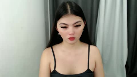 Snapshot of angelari_slut chatting on 10.11.25 angelari_slut online show from 10.11.25