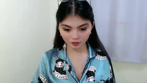 Snapshot of angelari_slut chatting on 10.17.25 angelari_slut online show from 10.17.25