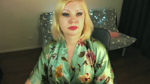 glow online show from 01.12.25