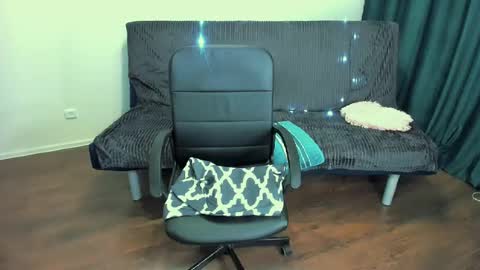 glow online show from 02.09.25