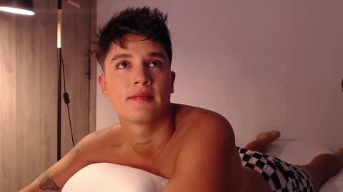 Snapshot of angelcossio chatting on 12.09.24 Angel online show from 12.09.24