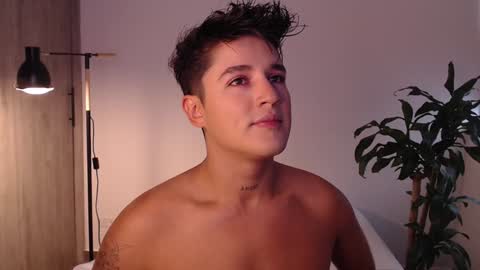 Snapshot of angelcossio chatting on 12.31.24 Angel online show from 12.31.24