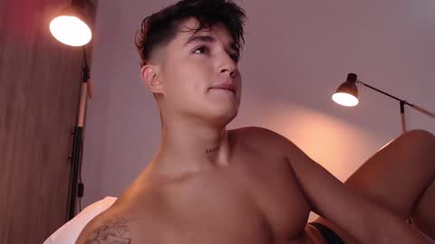 Snapshot of angelcossio chatting on 02.05.25 Angel online show from 02.05.25